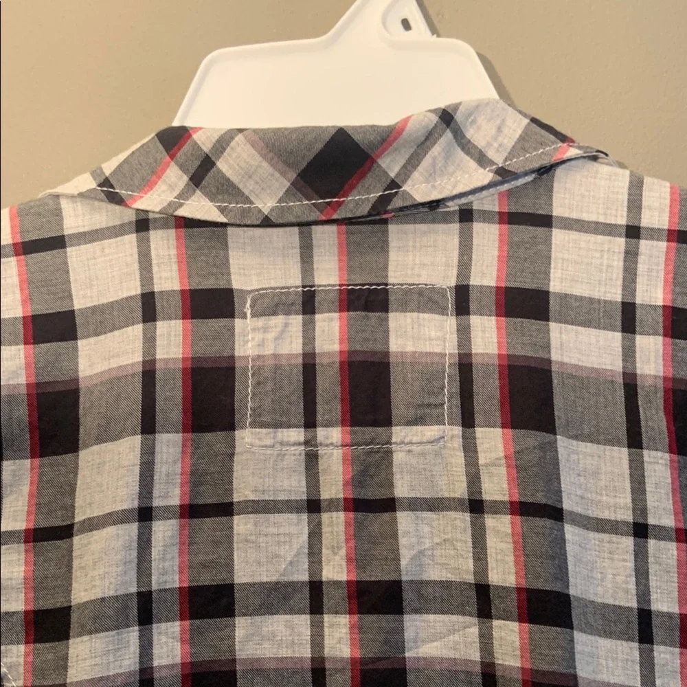 Guess Plaid Button Down Shirt in Pink Blue & White - Picture 9 of 11